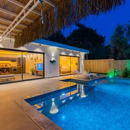 Littabal / Kalkan 4*